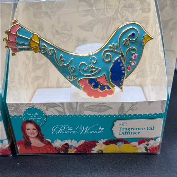 The Pioneer Woman Colorful Bird Fragrance Oil Diffuser (2 QTY) - Picture 2 of 4